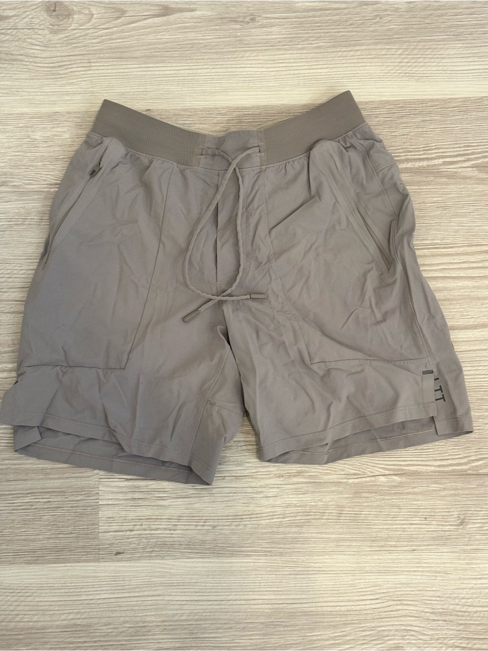 lululemon athletica Men's Drawstring Athletic Shorts - Taupe